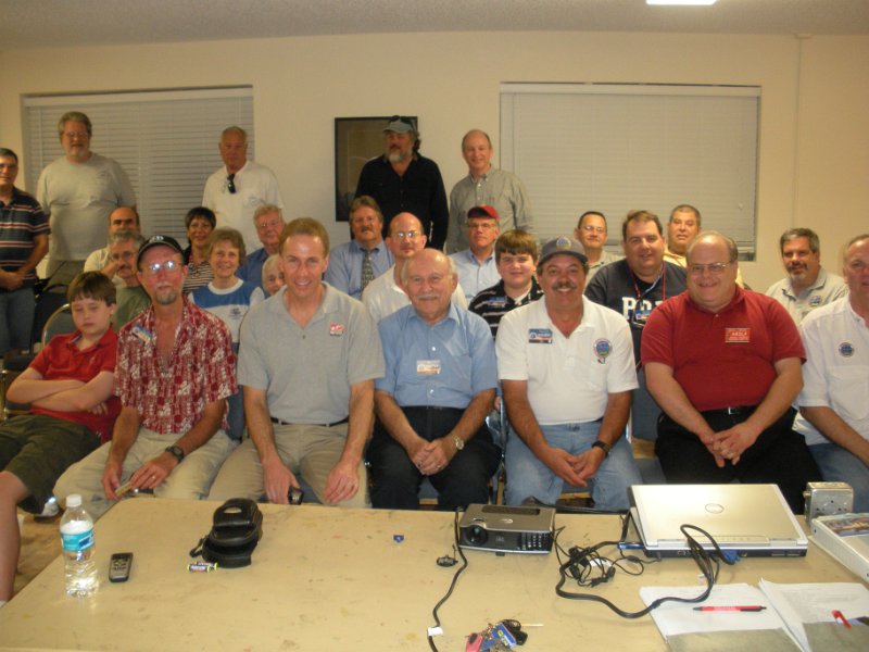 Mtg 031109 03.jpg - Packed house at the March 11th, 2009 JTRG Meeting with Meteorologist Mike Ehrenberg from TV News 12.